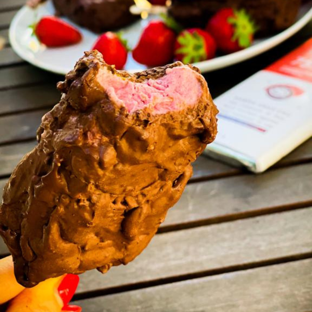 Gelato Fragola, Banana e Pistacchio ricoperto di Cioccolato 🍓🍫